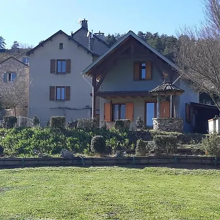 Le Chalet De Pierrot La Malène Exterior foto